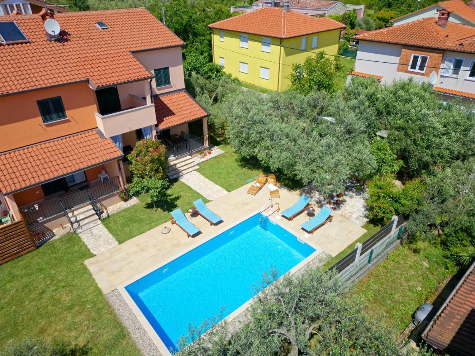 Apartment Maritea By Rent Istria أوماغ المظهر الخارجي الصورة