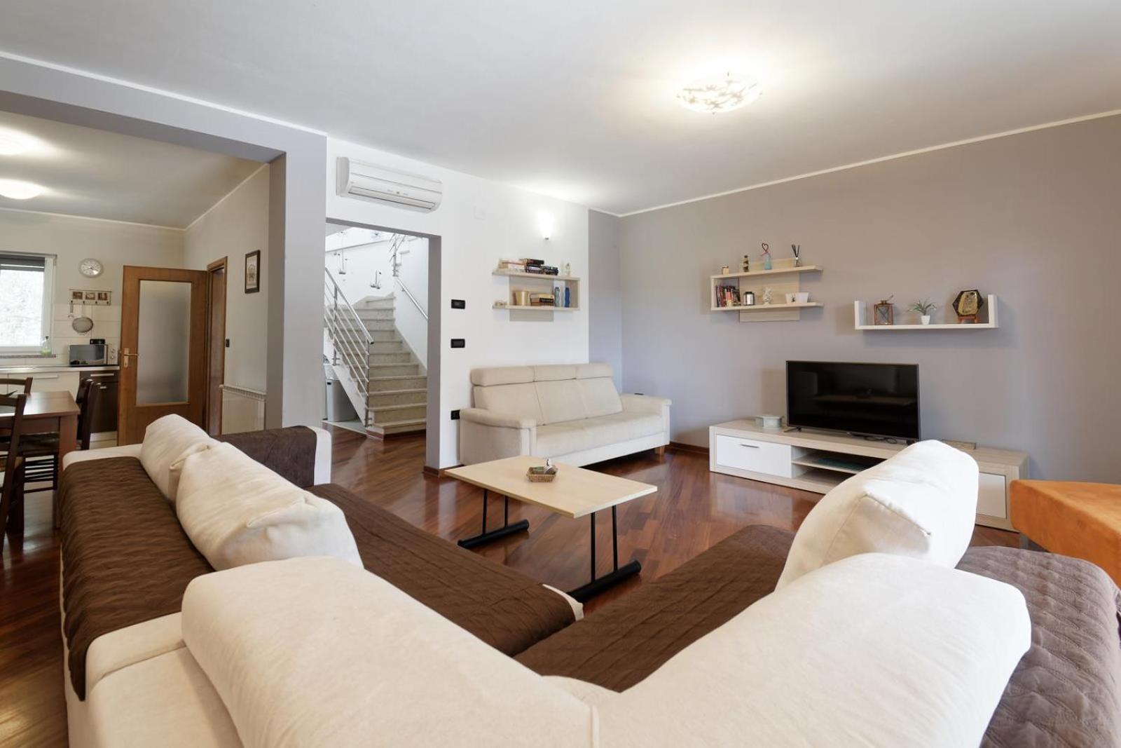 Apartment Maritea By Rent Istria أوماغ المظهر الخارجي الصورة
